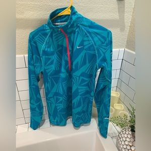Womens Nike running 3/4 pullover